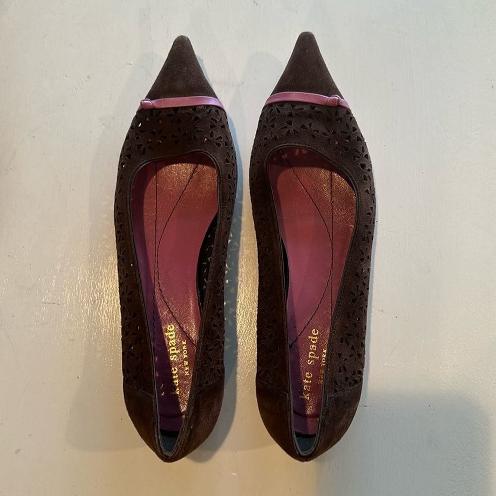 Kate Spade brown leather flat with pink detail